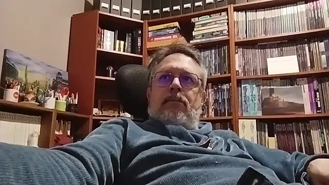 Mandra is a whore online show from 12-21-25, 10:32