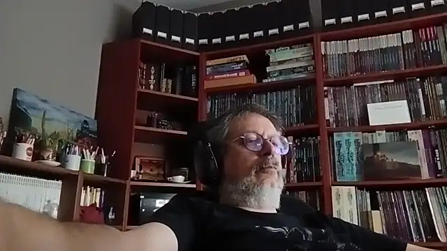 Mandra is a whore online show from 11-13-25, 10:30