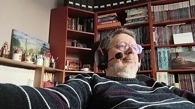 Mandra is a whore online show from 12-01-25, 09:21