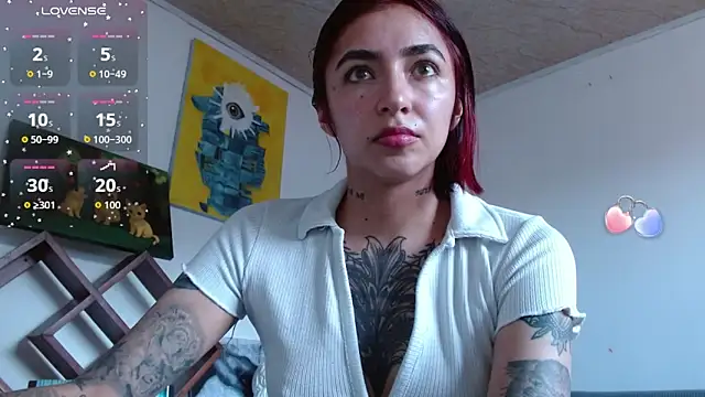 Snapshot of ZoeBakers_ chatting on 11-11-25, 03:18 ZoeBakers online show from 11-11-25, 03:18