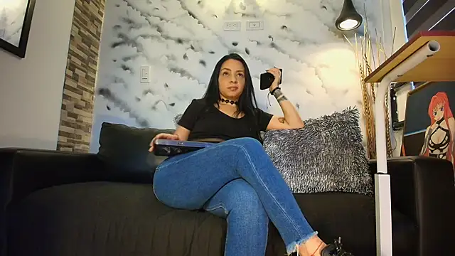 Snapshot of Sophie_LittleS chatting on 09-10-25, 11:53 Sophie LittleS online show from 09-10-25, 11:53