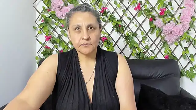 merlyna goldens online show from 12-05-25, 01:38