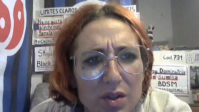 Snapshot of black_lady731 chatting on 06-05-26, 11:27 black lady731 online show from 06-05-26, 11:27