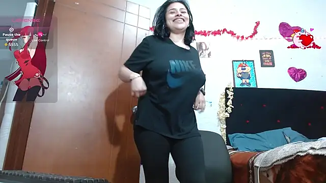 Saray extrovert  online show from 11-01-25, 05:57