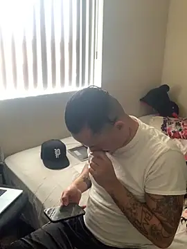 PeterGrandee online show from 09-22-25, 05:52