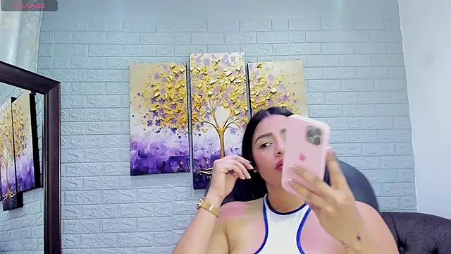 Paula Desousa online show from 12-05-25, 08:06