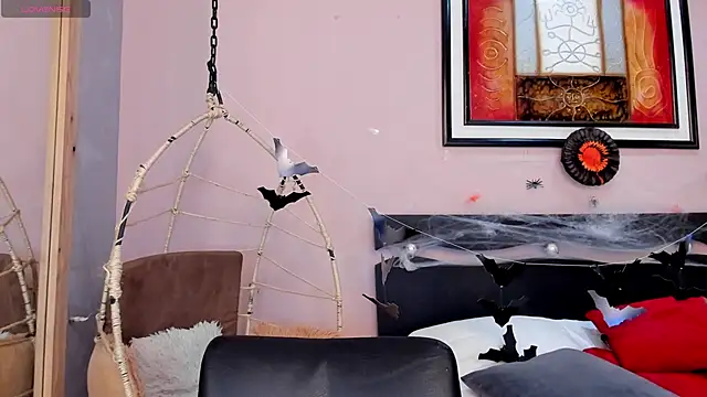 Paula Desousa online show from 10-29-25, 07:35