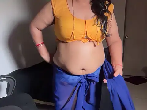 soniasharma0223 online show from 04-10-26, 11:45