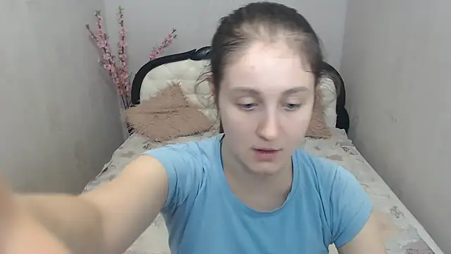 Holliy Cooper online show from 07-10-26, 08:47