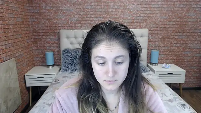 Holliy Cooper online show from 09-23-25, 07:15