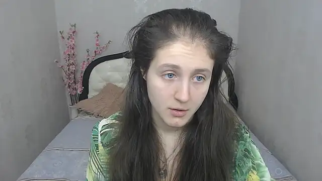 Holliy Cooper online show from 03-13-25, 07:53