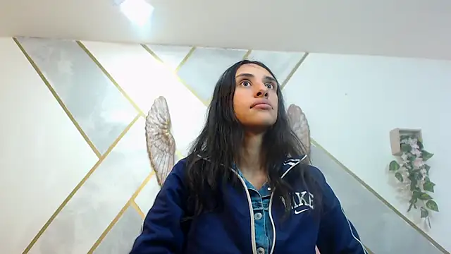 RoxanaCyrano  online show from 11-14-25, 07:06