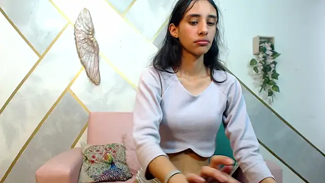 RoxanaCyrano  online show from 11-20-25, 08:31