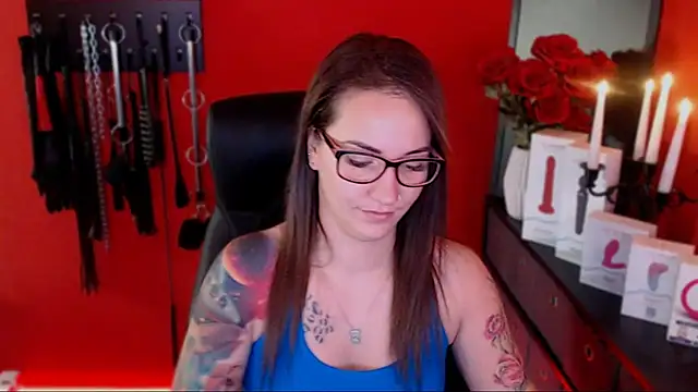 Snapshot of _Jane_Warren_ chatting on 02-09-25, 10:09 Jane Warren online show from 02-09-25, 10:09