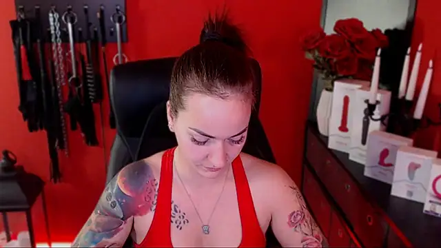 Snapshot of _Jane_Warren_ chatting on 02-19-25, 03:05 Jane Warren online show from 02-19-25, 03:05