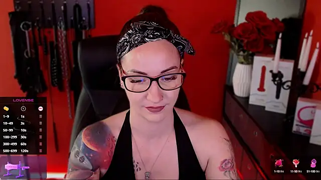 Snapshot of _Jane_Warren_ chatting on 03-13-25, 11:19 Jane Warren online show from 03-13-25, 11:19