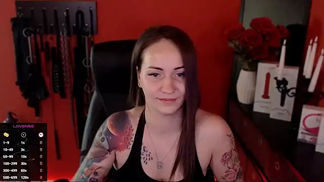 Snapshot of _Jane_Warren_ chatting on 03-05-25, 04:02 Jane Warren online show from 03-05-25, 04:02