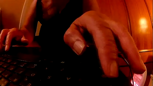 daniela44 online show from 11-15-25, 02:54