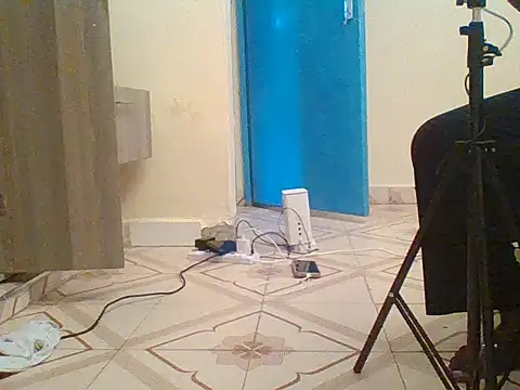 prettychic5 online show from 10-24-25, 07:40