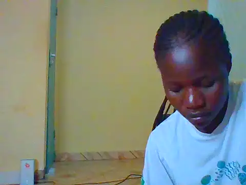 prettychic5 online show from 04-15-26, 08:09