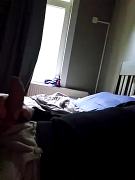 adriaan1975 online show from 10-19-25, 12:52