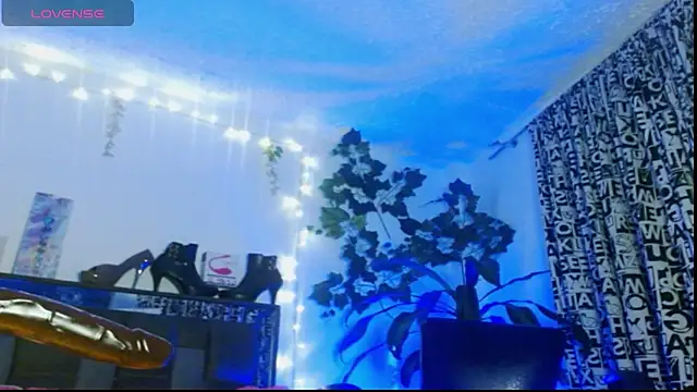 DULCE ZOE online show from 01-15-25, 02:27