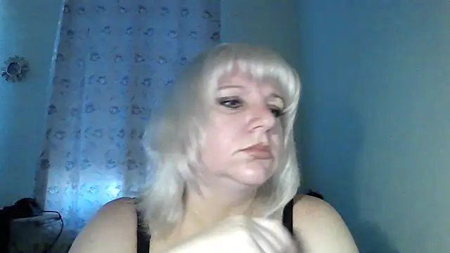 MeilomaWesa online show from 11-18-25, 06:28