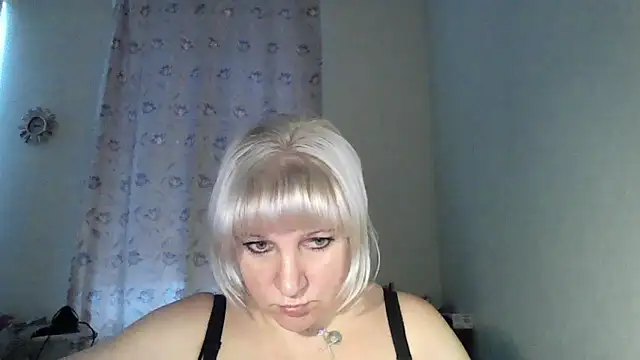 MeilomaWesa online show from 12-17-25, 06:18