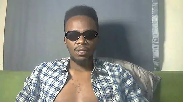 Snapshot of BIGDICKMULLAH chatting on 02-12-26, 11:59 BIGDICKMULLAH online show from 02-12-26, 11:59