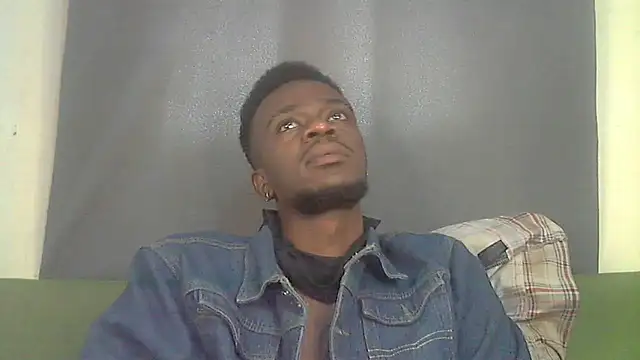 Snapshot of BIGDICKMULLAH chatting on 01-16-26, 04:05 BIGDICKMULLAH online show from 01-16-26, 04:05