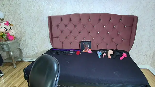 HannaCarrter online show from 11-10-25, 11:15