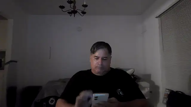 Peachestabby147 online show from 12-21-25, 10:50