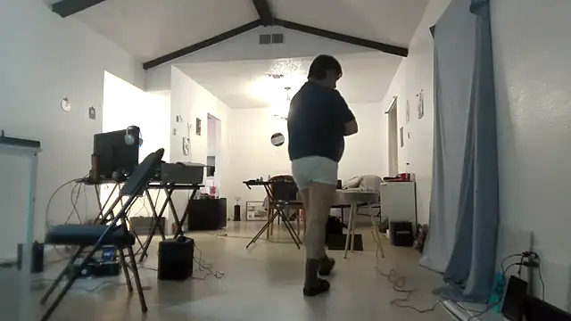 Peachestabby147 online show from 02-26-26, 05:40