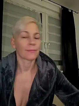 DarleenHot online show from 12-20-24, 06:40