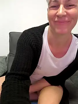 DarleenHot online show from 10-21-25, 06:29