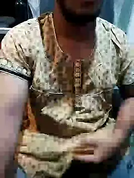 Snapshot of mrshine chatting on 10-24-25, 04:50 mrshine online show from 10-24-25, 04:50