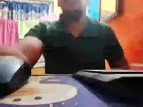 Snapshot of mrshine chatting on 01-17-25, 06:26 mrshine online show from 01-17-25, 06:26