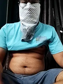 Snapshot of mrshine chatting on 02-18-26, 05:49 mrshine online show from 02-18-26, 05:49