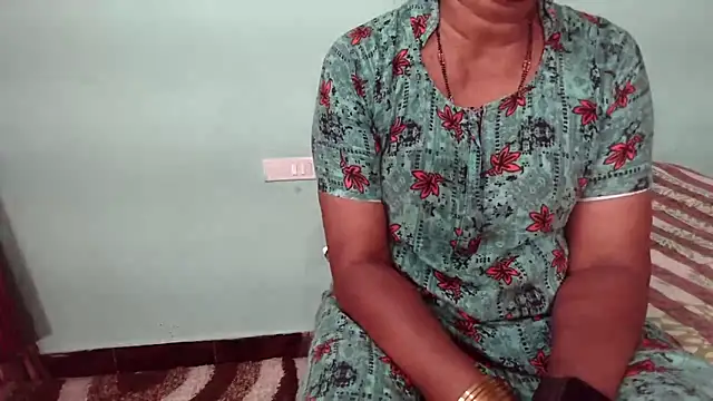 Snapshot of shrutitelugu69 chatting on 12-22-25, 06:46 shrutitelugu69 online show from 12-22-25, 06:46