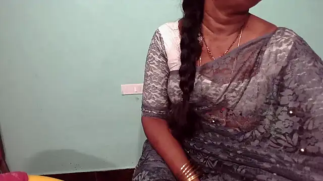 Snapshot of shrutitelugu69 chatting on 02-05-26, 01:51 shrutitelugu69 online show from 02-05-26, 01:51