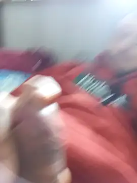 emrehliug12 online show from 12-10-24, 04:17