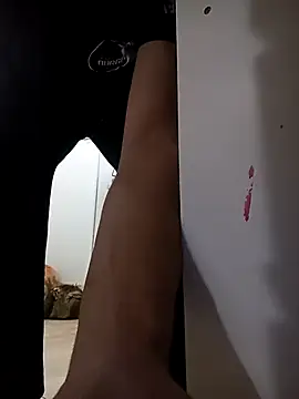 emrehliug12 online show from 09-15-25, 04:24