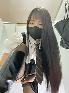 Snapshot of Asia-Lynn chatting on 03-02-25, 05:41 Asia-Lynn online show from 03-02-25, 05:41