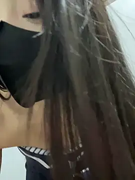 Snapshot of Asia-Lynn chatting on 09-09-25, 11:41 Asia-Lynn online show from 09-09-25, 11:41