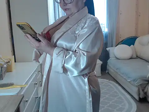 Alma44 online show from 02-12-26, 08:58