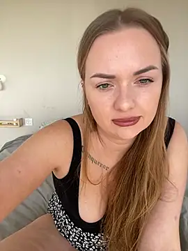 ElenaRebelle online show from 01-09-25, 09:06