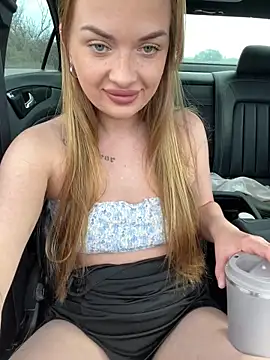 ElenaRebelle online show from 03-05-26, 11:51