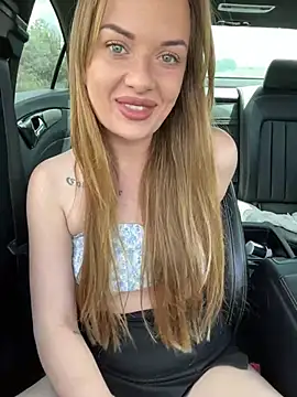 ElenaRebelle online show from 03-06-26, 11:16