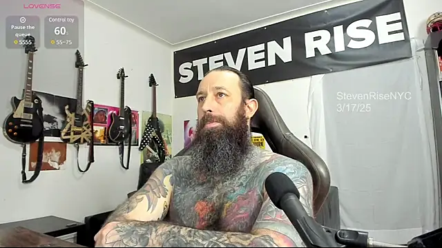 Snapshot of StevenRiseNYC chatting on 03-17-25, 10:19 StevenRiseNYC online show from 03-17-25, 10:19