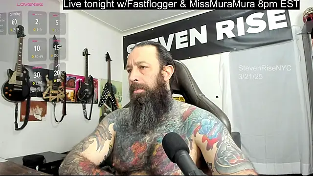 Snapshot of StevenRiseNYC chatting on 03-21-25, 01:01 StevenRiseNYC online show from 03-21-25, 01:01